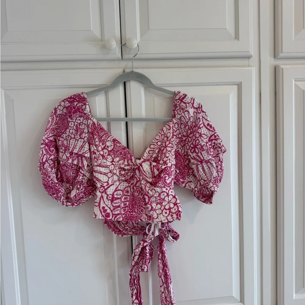 Anthropologie Pink and White Patterned Blouse